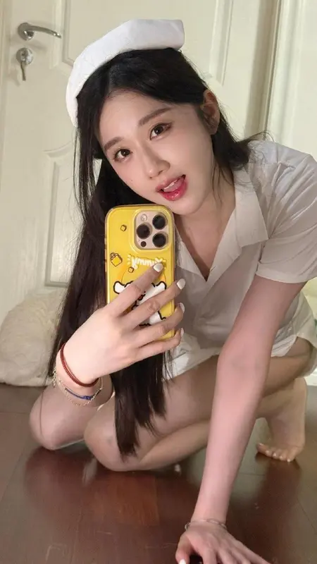 爆乳女医师 - 轩子巨二兔